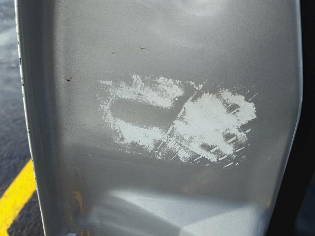 2G2WP522X41186968 - 2004 PONTIAC GRAND PRIX Մոխրագույն լուսանկար 10