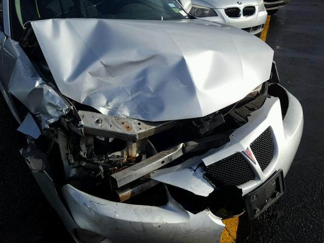 2G2WP522X41186968 - 2004 PONTIAC GRAND PRIX Մոխրագույն լուսանկար 9