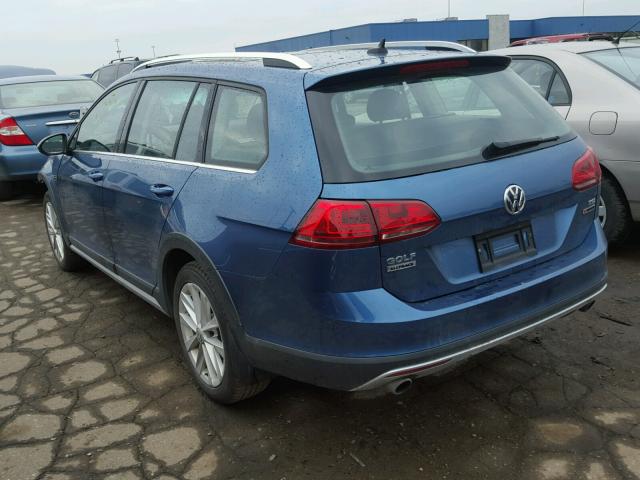 3VWH17AU7HM515772 - 2017 VOLKSWAGEN GOLF ALLTR BLUE photo 3