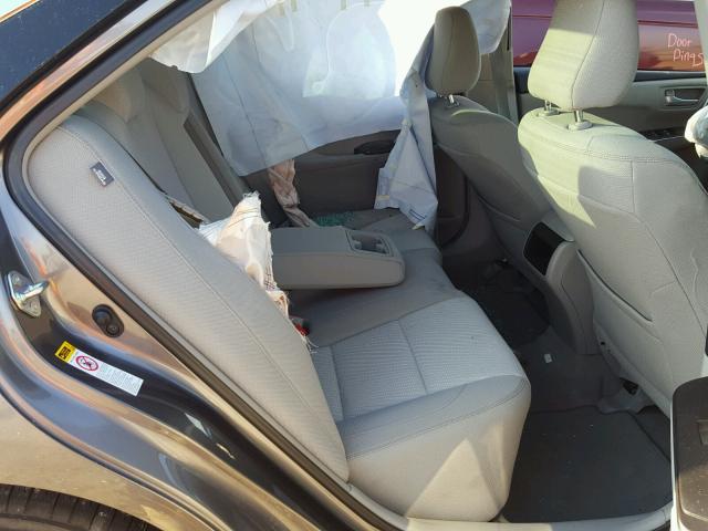 4T4BF1FK8FR494813 - 2015 TOYOTA CAMRY LE ნაცრისფერი ფოტო 6