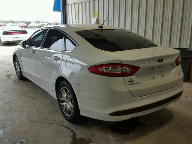 3FA6P0HR9DR261907 - 2013 FORD FUSION SE WHITE photo 3