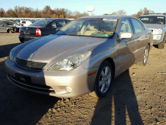 JTHBA30G155138045 - 2005 LEXUS ES 330 BEIGE photo 2