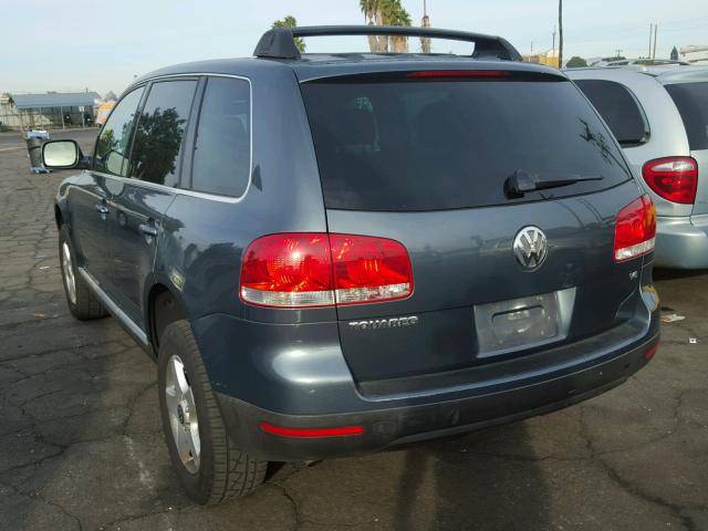 WVGBC67L14D010677 - 2004 VOLKSWAGEN TOUAREG GRAY photo 3