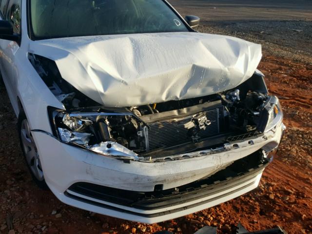 3VW2K7AJ8FM323041 - 2015 VOLKSWAGEN JETTA BASE BLACK photo 9