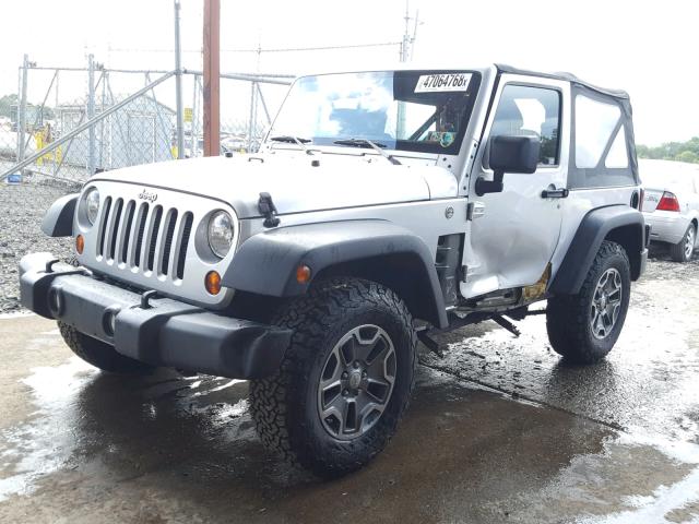 1C4AJWAG6CL241113 - 2012 JEEP WRANGLER S SILVER photo 2