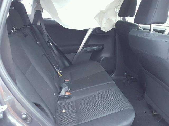 JTMZFREV4HJ120369 - 2017 TOYOTA RAV4 LE Գրաֆիտ լուսանկար 6