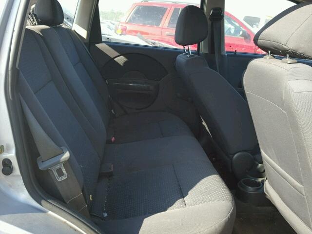 KL1TD66676B516361 - 2006 CHEVROLET AVEO BASE GRAY photo 6