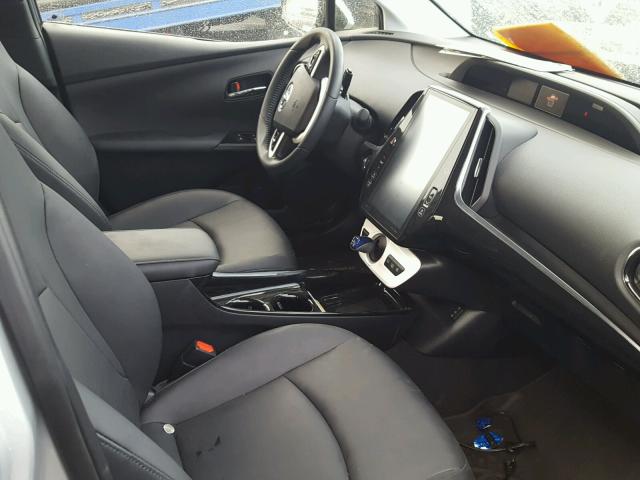 JTDKARFP4H3029980 - 2017 TOYOTA PRIUS PRIM ვერცხლისფერი ფოტო 5