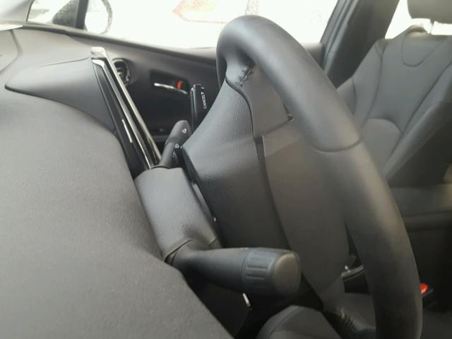 JTDKARFP4H3029980 - 2017 TOYOTA PRIUS PRIM ვერცხლისფერი ფოტო 8