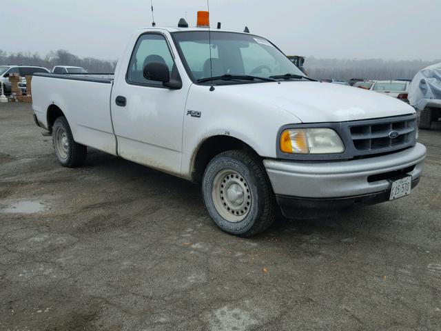 1FTZF1726WKB16366 - 1998 FORD F150 WHITE photo 1