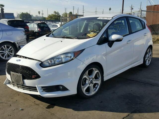 3FADP4GX2FM126928 - 2015 FORD FIESTA ST WHITE photo 2