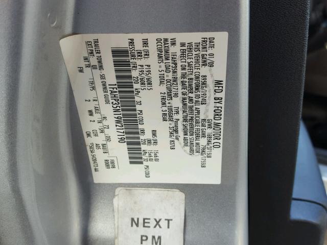 1FAHP35N19W217190 - 2009 FORD FOCUS SE SILVER photo 10