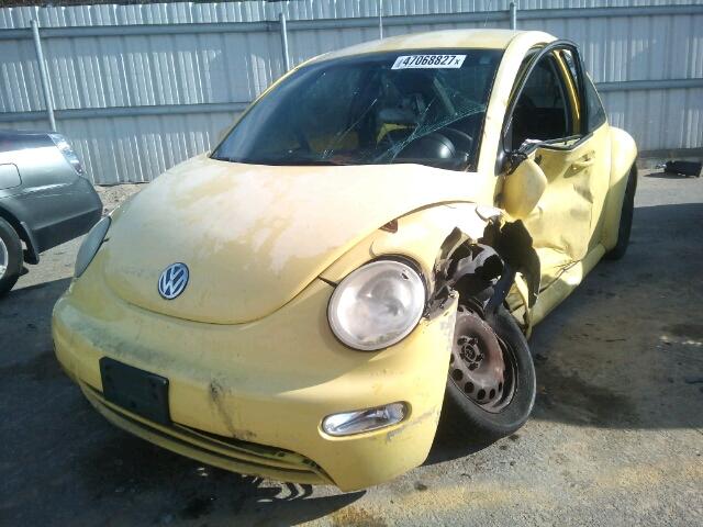 3VWBB21C12M428454 - 2002 VOLKSWAGEN NEW BEETLE YELLOW photo 2