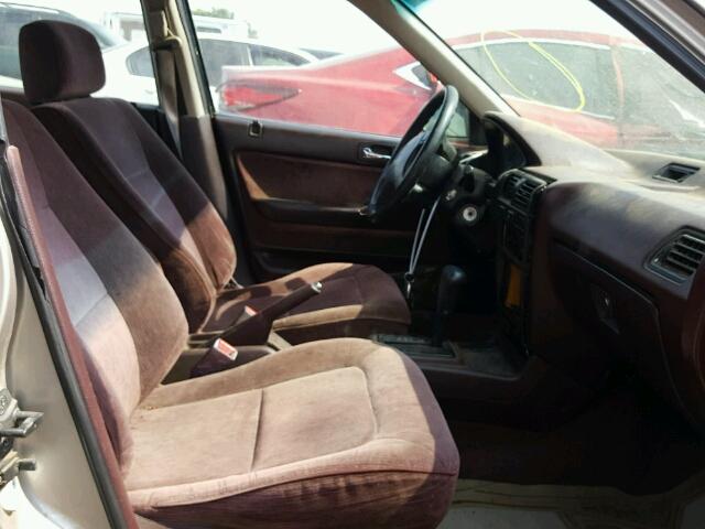 1HGCB7650PA183697 - 1993 HONDA ACCORD LX BEIGE photo 5