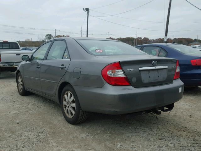 4T1BE32K12U601239 - 2002 TOYOTA CAMRY LE GRAY photo 3