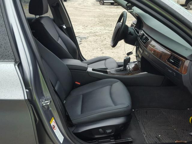 WBAPK53569A509740 - 2009 BMW 328 XI SUL GRAY photo 5