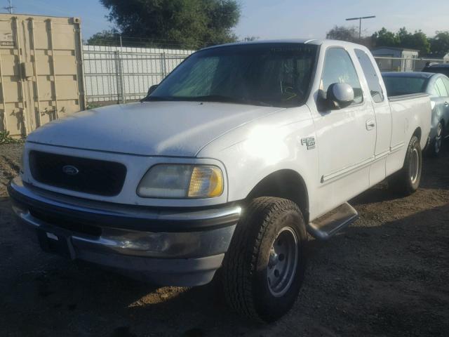 1FTZX1764WNA51175 - 1998 FORD F150 WHITE photo 2