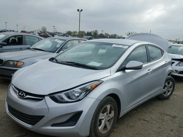 5NPDH4AE3EH508825 - 2014 HYUNDAI ELANTRA SE SILVER photo 2