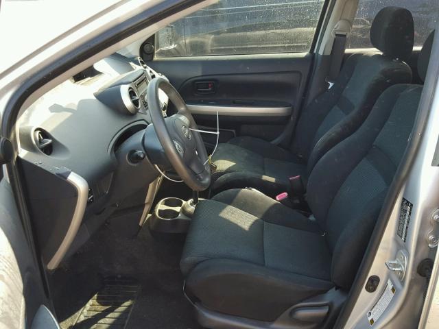 JTKKT624560146379 - 2006 TOYOTA SCION XA SILVER photo 5