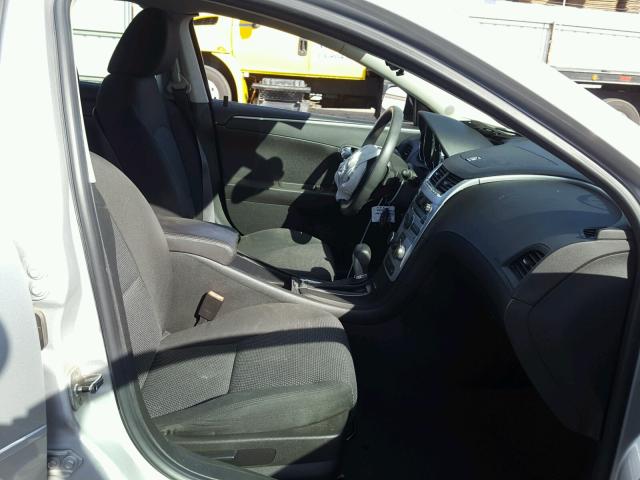 1G1ZC5EB3AF108707 - 2010 CHEVROLET MALIBU 1LT SILVER photo 5