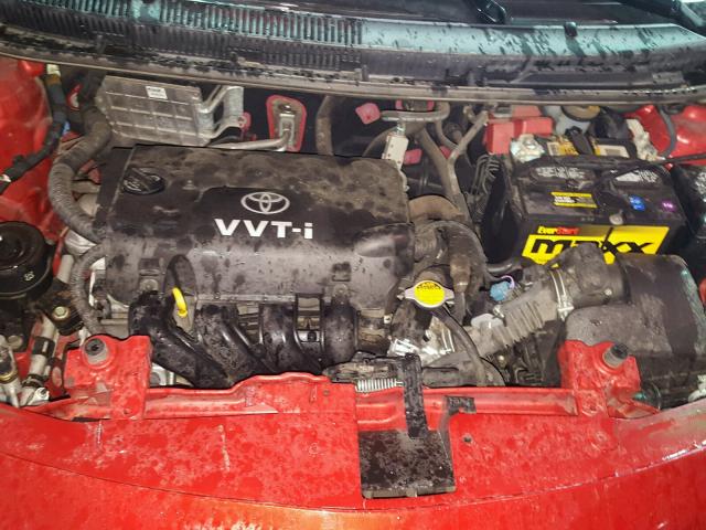 JTDBT923271002381 - 2007 TOYOTA YARIS RED photo 7