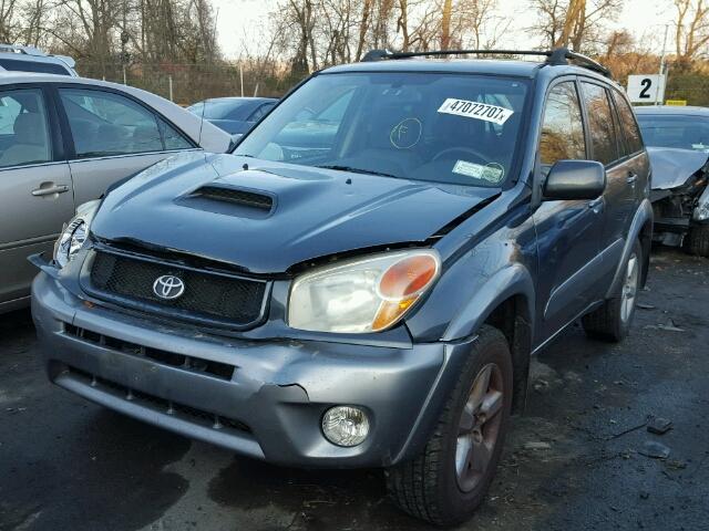 JTEHD20V956027017 - 2005 TOYOTA RAV4 GRAY photo 2