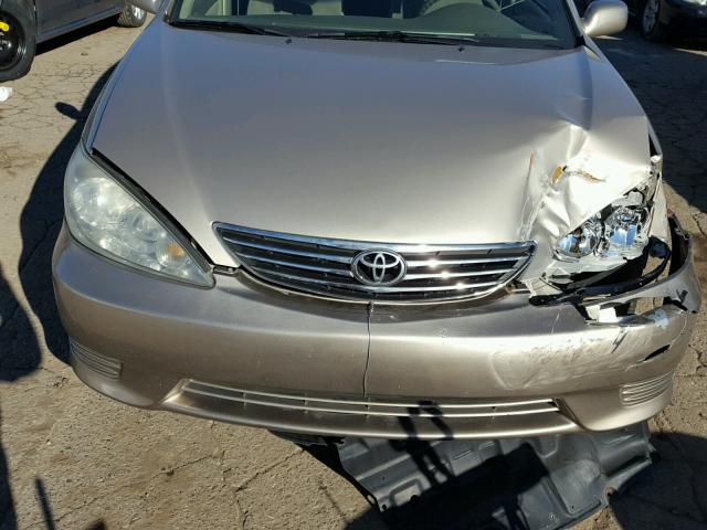 4T1BF32K75U590913 - 2005 TOYOTA CAMRY LE TAN photo 7