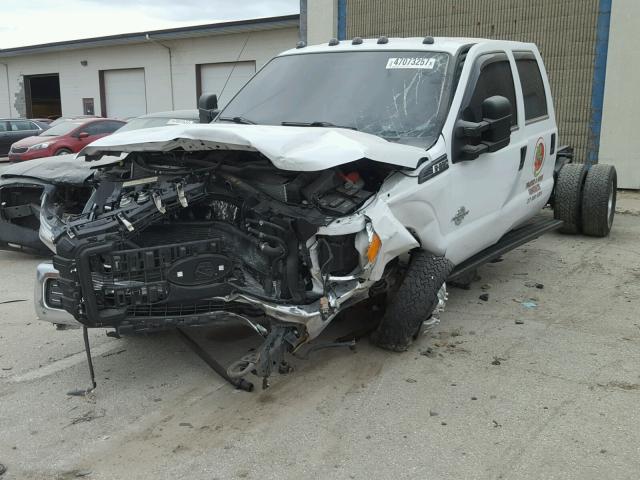 1FD8W3HT7FEB56903 - 2015 FORD F350 SUPER WHITE photo 2