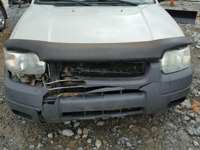 1FMYU92154KB55120 - 2004 FORD ESCAPE XLS TAN photo 9