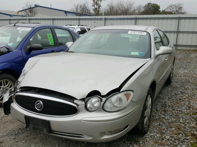 2G4WC552361263424 - 2006 BUICK LACROSSE C SILVER photo 2