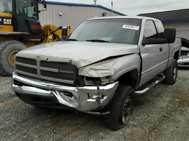 3B7KF2363YG117369 - 2000 DODGE RAM 2500 SILVER photo 2