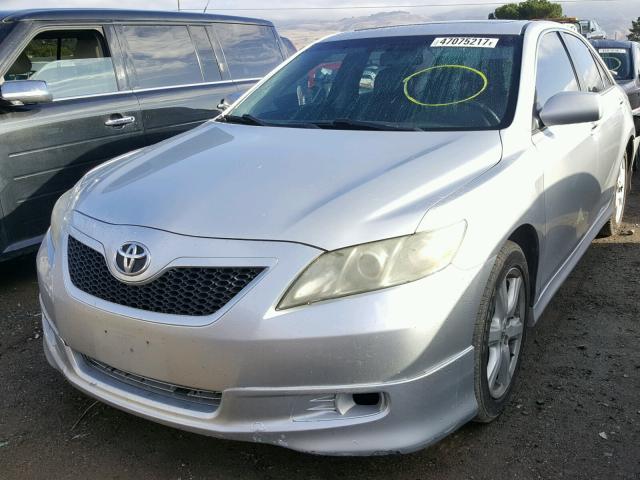 4T1BK46K77U052467 - 2007 TOYOTA CAMRY NEW SILVER photo 2