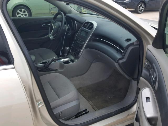 1G11B5SL7FF176657 - 2015 CHEVROLET MALIBU LS ოქროსფერი ფოტო 5