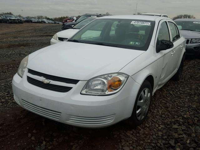 1G1AK55F477117339 - 2007 CHEVROLET COBALT LS WHITE photo 2