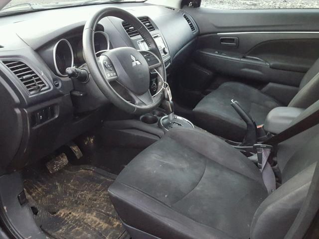 4A4AR3AU1FE017438 - 2015 MITSUBISHI OUTLANDER BLACK photo 5