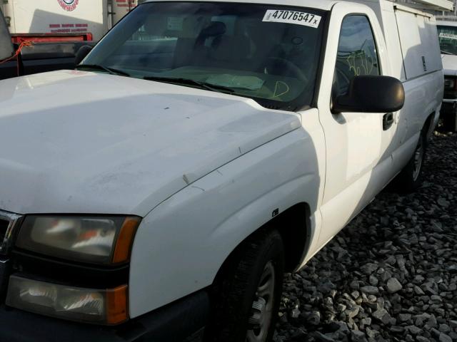 3GCEC14X96G252117 - 2006 CHEVROLET SILVERADO WHITE photo 2