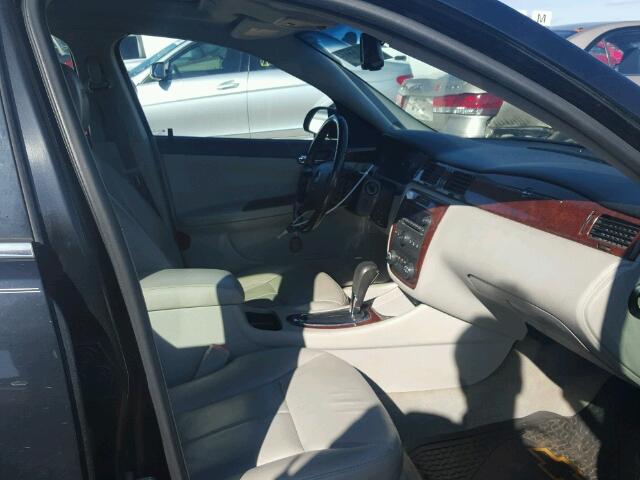 2G1WD58CX69273819 - 2006 CHEVROLET IMPALA SUP 黑色 照片 5