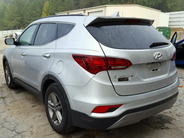 5XYZU3LB6HG493733 - 2017 HYUNDAI SANTA FE S SILVER photo 3