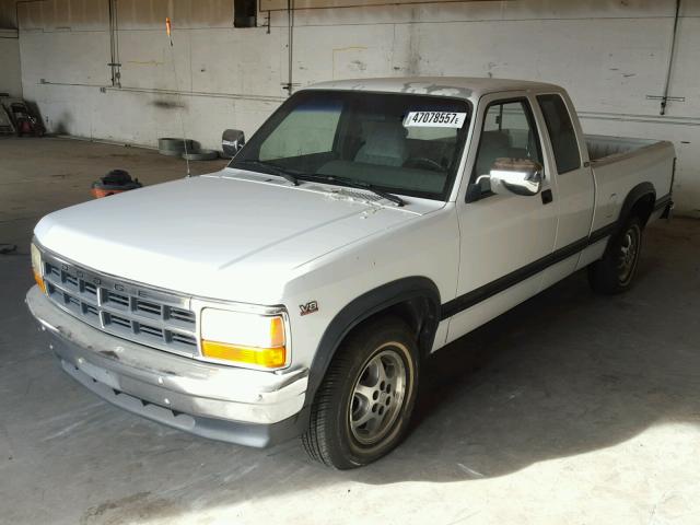 1B7GL23Y5TS652706 - 1996 DODGE DAKOTA WHITE photo 2