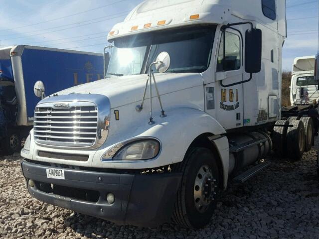 1FUJA6AV47LY83844 - 2007 FREIGHTLINER CONVENTION WHITE photo 2