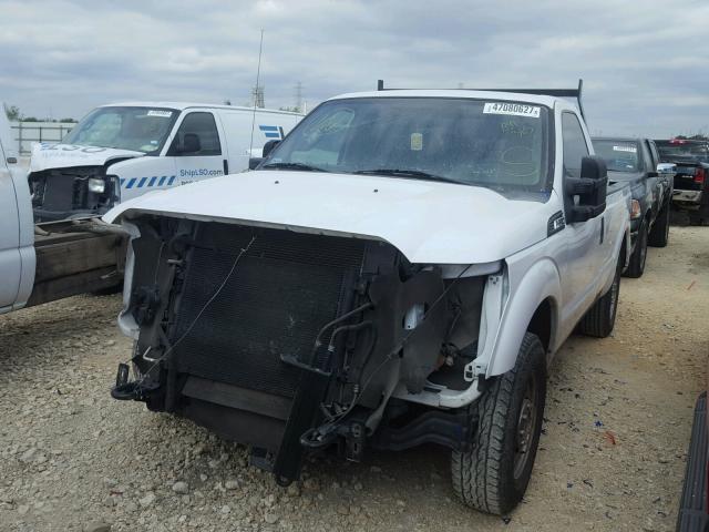 1FTBF2A62CEB39365 - 2012 FORD F250 SUPER WHITE photo 2