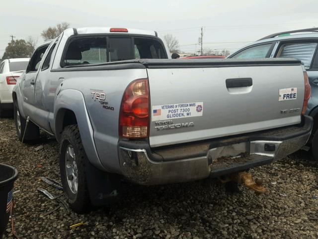 5TEUU42N98Z498989 - 2008 TOYOTA TACOMA ACC SILVER photo 3