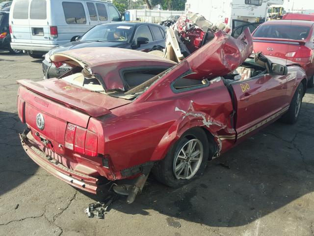 1ZVFT80N555139446 - 2005 FORD MUSTANG RED photo 4