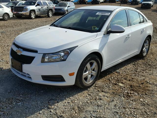 1G1PC5SB9E7461061 - 2014 CHEVROLET CRUZE LT WHITE photo 2