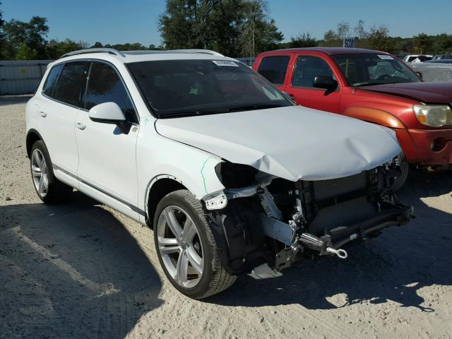 WVGGF7BP2HD003370 - 2017 VOLKSWAGEN TOUAREG EX 白色 照片 1