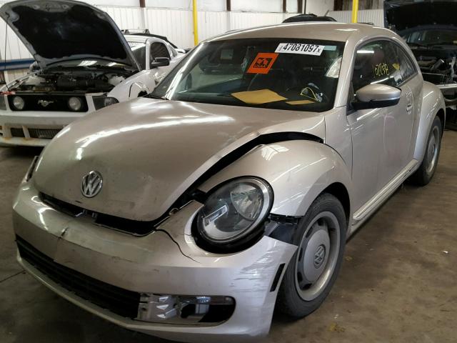 3VWJX7ATXCM657159 - 2012 VOLKSWAGEN BEETLE GOLD photo 2