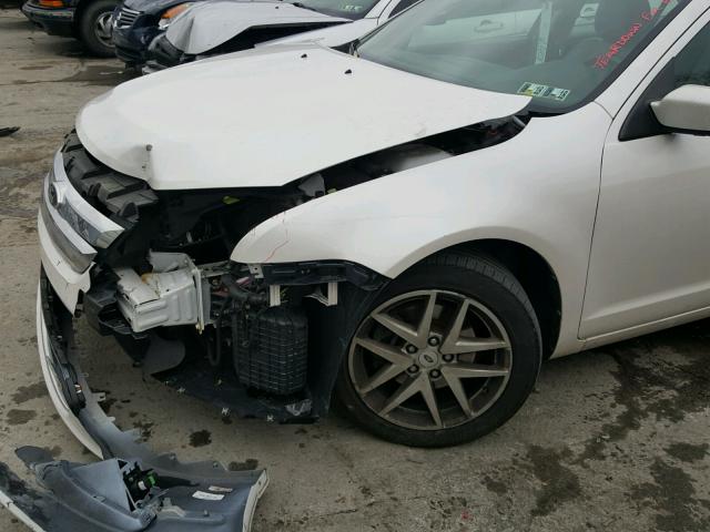 3FAHP0JA8CR394296 - 2012 FORD FUSION SEL WHITE photo 9