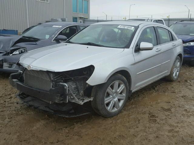 1C3CC5FVXAN112303 - 2010 CHRYSLER SEBRING LI SILVER photo 2