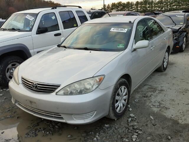 4T1BE32K46U738018 - 2006 TOYOTA CAMRY LE SILVER photo 2