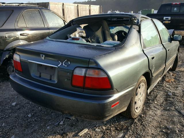 JHMCD5630VC001850 - 1997 HONDA ACCORD LX GREEN photo 4